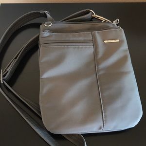 Travelon Anti-Theft Welted Small Crossbody Bag